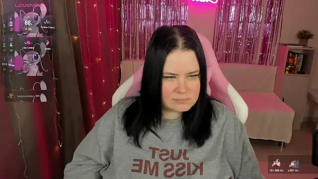 Akemi BBW online show from May 1, 9:47 am