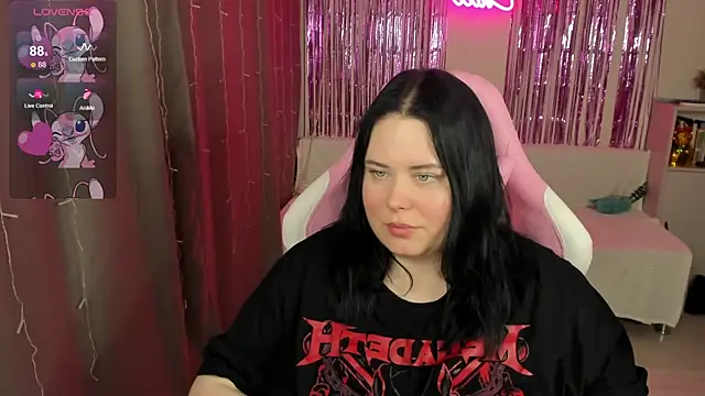 Snapshot of Akemi_BBW chatting on May 11, 2:45 pm Akemi BBW online show from May 11, 2:45 pm