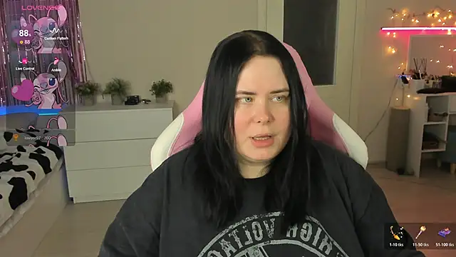 Snapshot of Akemi_BBW chatting on June 3, 10:29 am Akemi BBW online show from June 3, 10:29 am