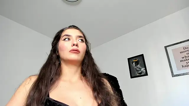 PortraitMarie online show from January 14, 1:17 pm