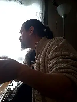 Snapshot of teekoine1 chatting on January 10, 9:11 am teekoine1 online show from January 10, 9:11 am