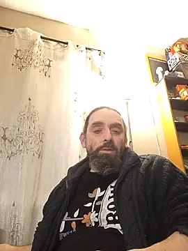 Snapshot of teekoine1 chatting on February 8, 12:47 am teekoine1 online show from February 8, 12:47 am