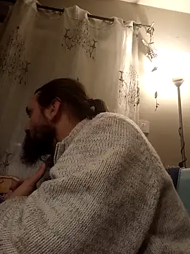 Snapshot of teekoine1 chatting on February 21, 12:22 am teekoine1 online show from February 21, 12:22 am