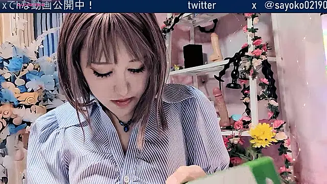 Snapshot of __mimi__LOVE__ chatting on May 15, 2:29 am mimi LOVE online show from May 15, 2:29 am