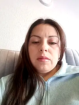 seherlatin online show from October 30, 4:30 pm