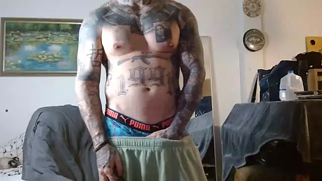 Snapshot of bobbybacala91 chatting on October 10, 7:40 am bobbybacala91 online show from October 10, 7:40 am