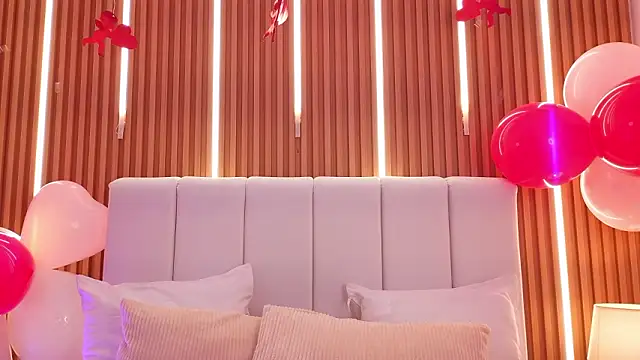 Snapshot of Katy_Van chatting on February 11, 9:20 pm Katy Van online show from February 11, 9:20 pm