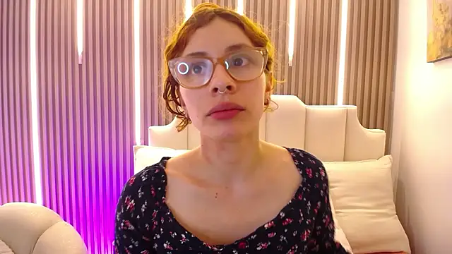 Snapshot of Katy_Van chatting on February 27, 9:04 pm Katy Van online show from February 27, 9:04 pm