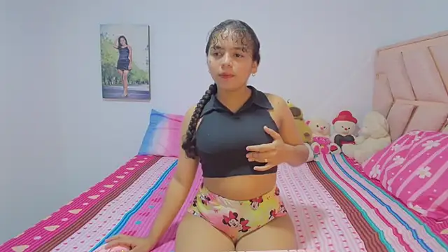 Winnifer Gonzal online show from February 23, 3:37 am