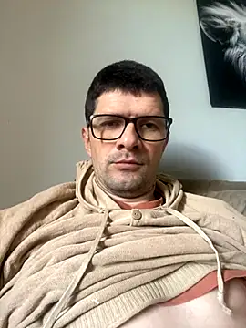 Snapshot of Juliano2289 chatting on September 25, 4:00 pm Juliano2289 online show from September 25, 4:00 pm