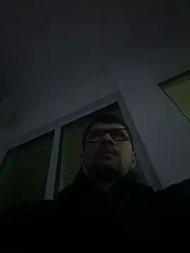 Snapshot of Juliano2289 chatting on July 11, 6:21 pm Juliano2289 online show from July 11, 6:21 pm