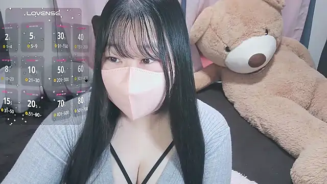 yuinyan3150 online show from May 10, 4:17 am