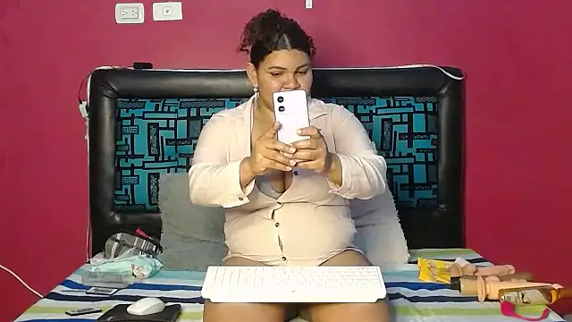 karolhot916 online show from October 23, 12:10 am