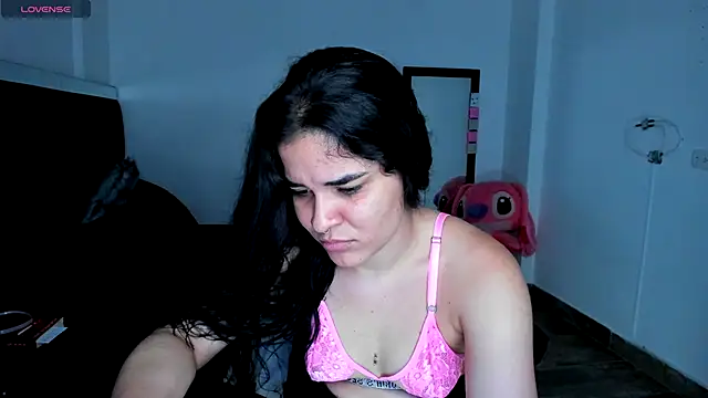 SweetMegan 1 online show from October 3, 10:40 pm