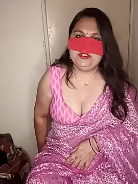 Snapshot of Love-priya chatting on January 11, 4:57 pm Love-priya online show from January 11, 4:57 pm