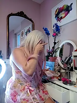 Lia Roxx online show from February 13, 4:17 pm