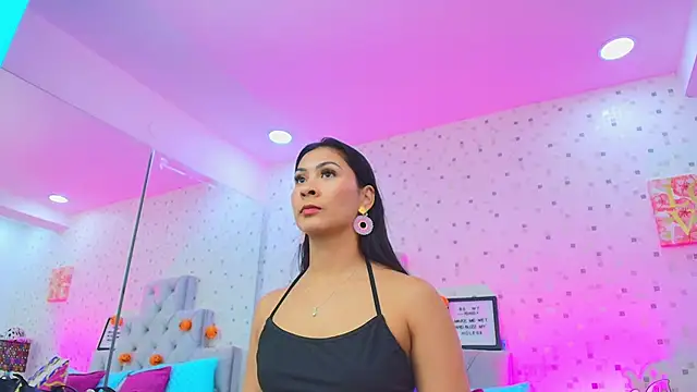 JulietaReyess online show from October 17, 11:46 am