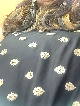 CUTE SOPHIA- online show from December 7, 11:12 pm