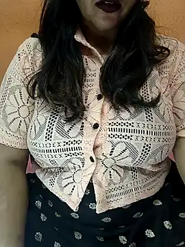 CUTE SOPHIA- online show from December 20, 6:45 pm