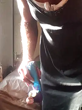 littleChop33 online show from October 6, 2:25 pm