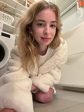 EvieEvans online show from February 12, 4:22 pm