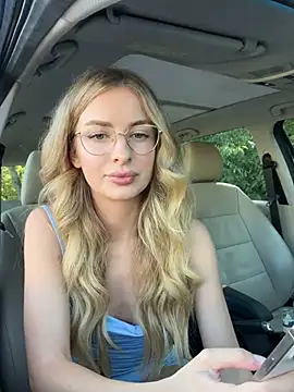 EvieEvans online show from July 9, 4:11 pm