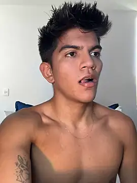 santiago 01 online show from December 1, 4:51 pm