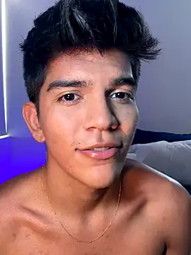 santiago 01 online show from December 1, 7:58 pm