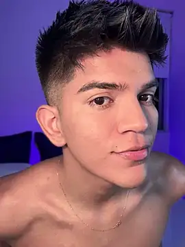 santiago 01 online show from January 13, 11:49 pm