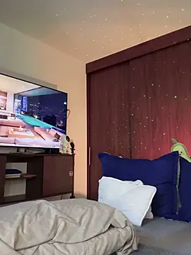 santiago 01 online show from March 15, 12:04 am