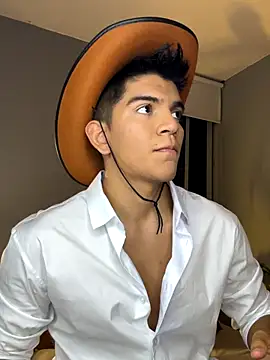 santiago 01 online show from November 1, 12:23 am