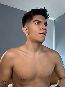 santiago 01 online show from November 7, 7:47 pm