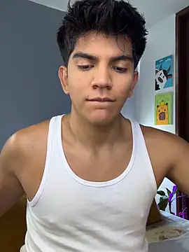santiago 01 online show from June 10, 8:41 pm