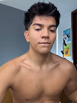 santiago 01 online show from June 20, 8:55 pm