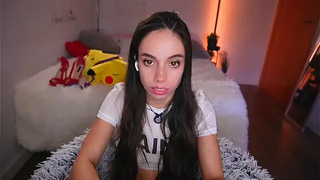 Dayna Nebula online show from February 6, 3:37 pm