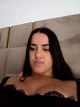 Snapshot of Bella_Fior chatting on March 14, 5:51 pm Bella Fior online show from March 14, 5:51 pm