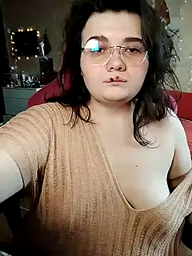 DenisHailey online show from March 22, 4:37 pm