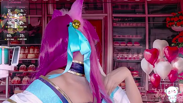 Snapshot of NaomiShimizu chatting on February 3, 2:53 am NaomiShimizu online show from February 3, 2:53 am