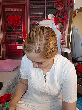 Snapshot of NaomiShimizu chatting on February 7, 7:39 pm NaomiShimizu online show from February 7, 7:39 pm