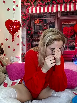 Snapshot of NaomiShimizu chatting on February 15, 9:33 pm NaomiShimizu online show from February 15, 9:33 pm