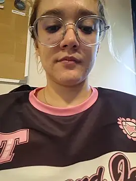 NaomiShimizu online show from April 17, 8:23 pm