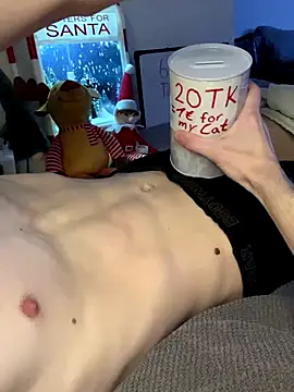 Snapshot of secret_dream415 chatting on January 5, 8:12 pm secret dream415 online show from January 5, 8:12 pm