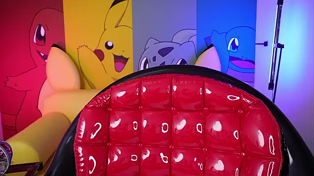 miss  pamela online show from December 18, 11:05 am