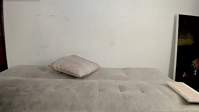 Snapshot of deyianxx chatting on December 11, 6:58 am deyianxx online show from December 11, 6:58 am