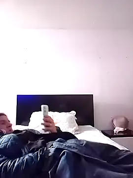 Snapshot of Cameron_puppy chatting on October 9, 4:27 pm Cameron puppy online show from October 9, 4:27 pm