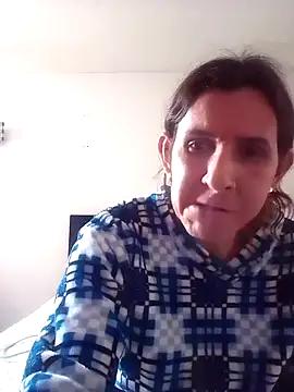 Snapshot of Cameron_puppy chatting on October 14, 4:30 pm Cameron puppy online show from October 14, 4:30 pm