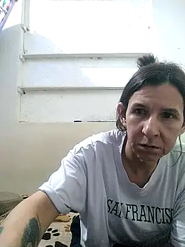 Cameron puppy online show from April 16, 11:00 am