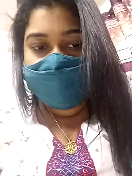 indianlisa5 online show from January 23, 5:02 am