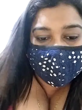 indianlisa5 online show from March 15, 7:42 pm