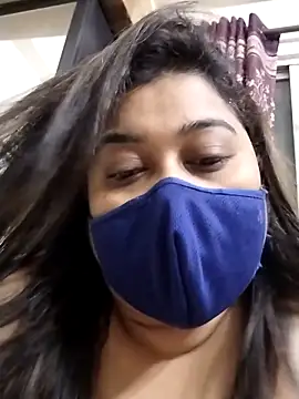 indianlisa5 online show from April 10, 9:19 pm